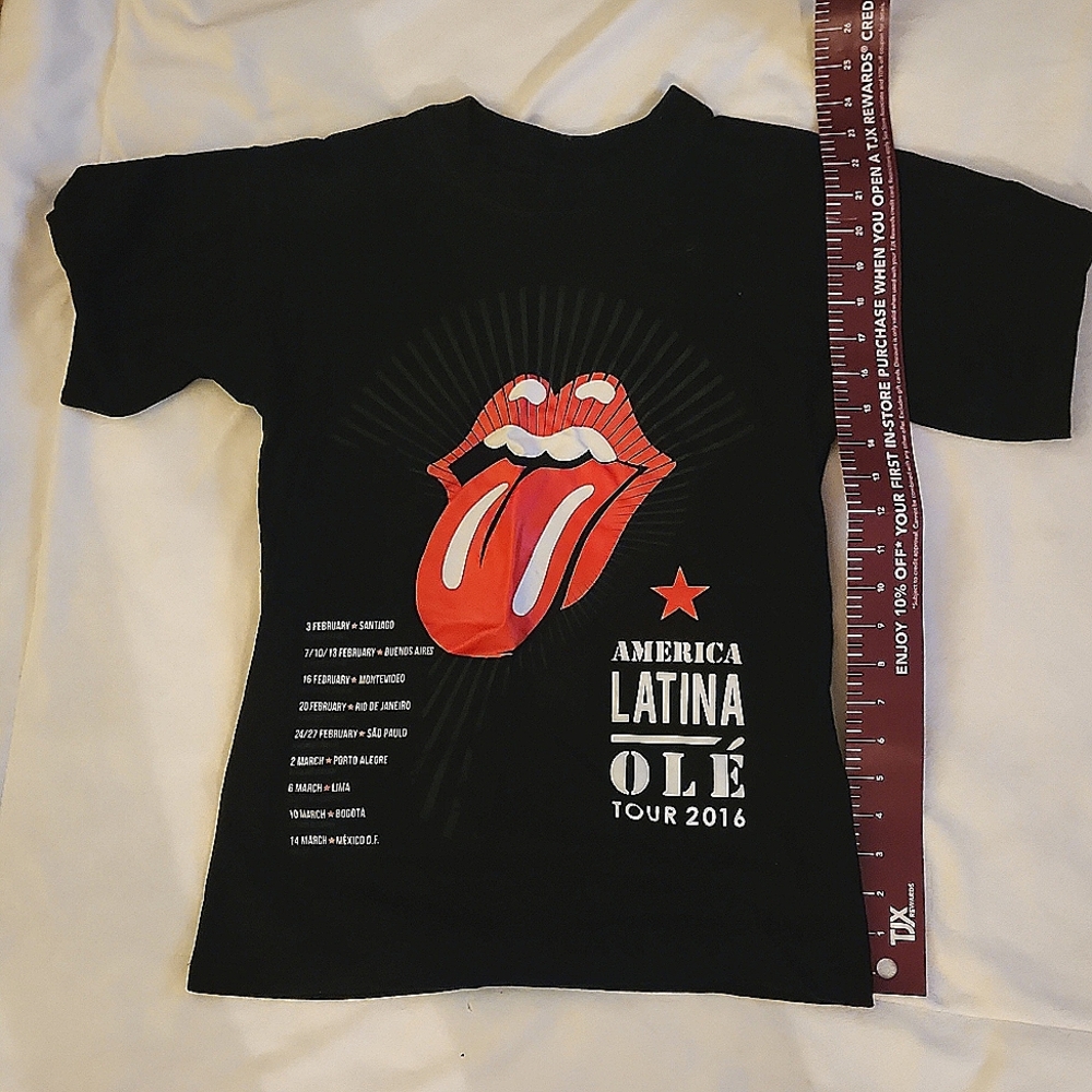 * Rare Rolling Stones Latin American tour T-shirt (women's size 6)